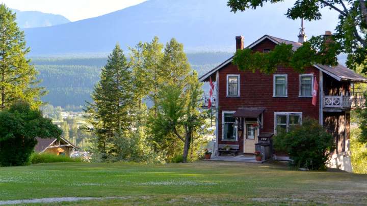 Golden BC Edelweiss Swiss Village Walter Feuz House